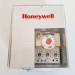 Honeywell-T7075B1006-Remote-Temperature-Controller1