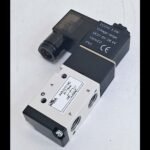 Nitra-Pneumatics-AVS-3212-24D-Solenoid-Valve-¼-NPT-24-VDC-Lot-of-3-pcs1