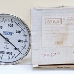 Wika-TG53-200-1000F-Bimetal-Thermometer-½-NPT1