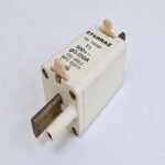 Ferraz_K95597__T1_500v_gG_250A_Fuse1