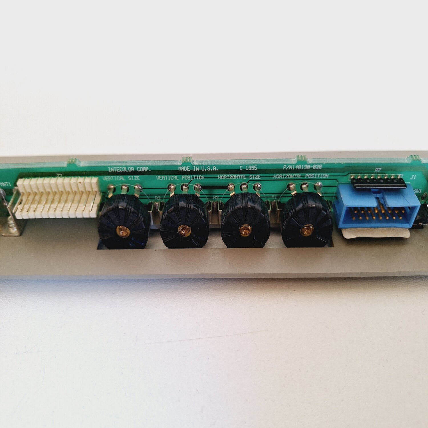 Intecolor_Corp_140190-020_Board_Assembly_with_180436-020_Adjustment_Panel3