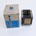 Thermo_King_44-6977__AM3S-Z14-1__AM3S-A8-DA-02-W-A-PN_Circuit_Breaker3