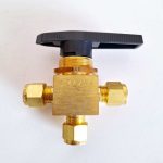 Whitey_B-44XS6_Valve_Brass_3-Way1