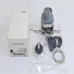 Allen-Bradley_800T-J2B_Ser_T_30mm_Selector_Switch_with_Fittings_1848631