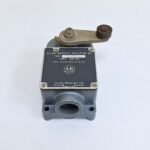 Allen-Bradley_X-75797_Limit_Switch_Bulletin-8011