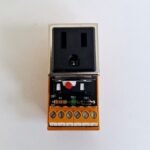 Emphatec_330014_Vanguard_RS-Simplex_120V_AC_Outlet_CB1