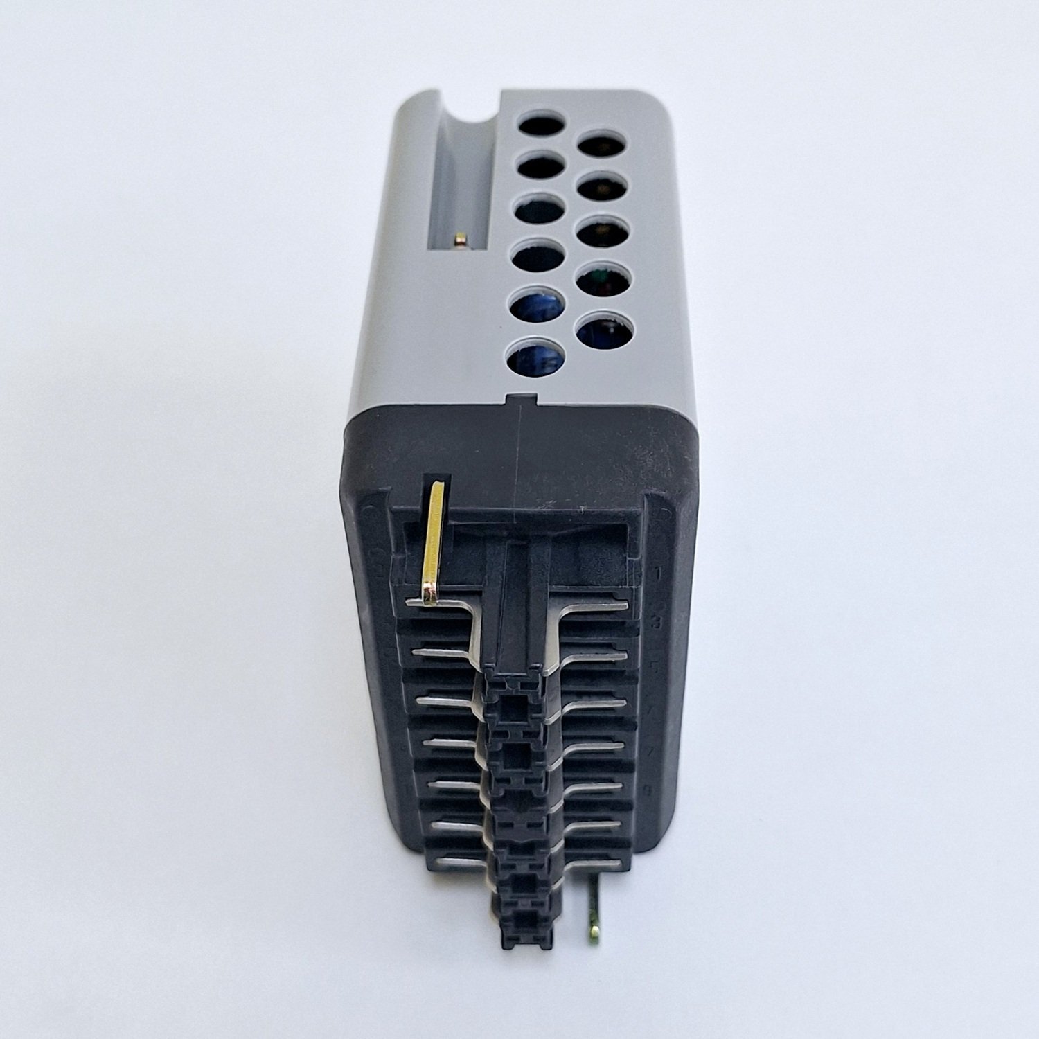 Gutor_Electronics_062.8217__EGR_1.1__Voltage_Relay_10