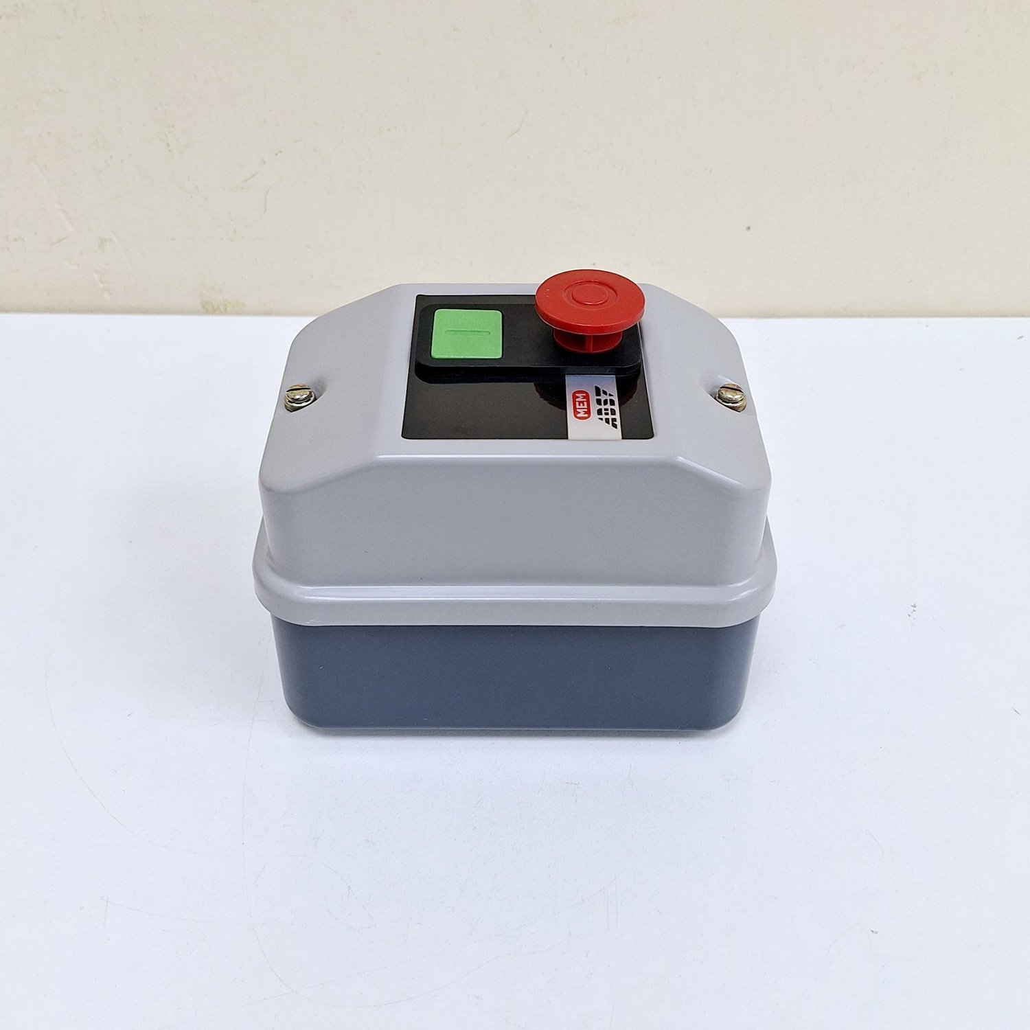 MEM_ADS7__2347ADS_DOL_Starter_Isolator_16.0-23.0A_Coil_380415V_50Hz11