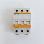 Merlin_Gerin_17080_AA__C16__DomaA63_Minature_Circuit_Breaker3P_16A_C_Curve_6000A1