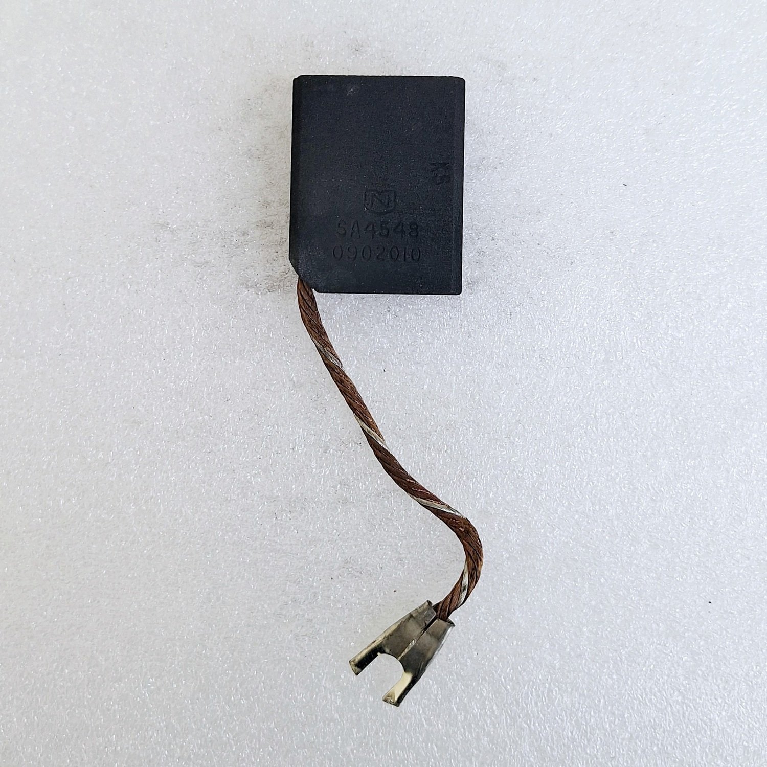 National_SA4548__0902010_Carbon_Brush3