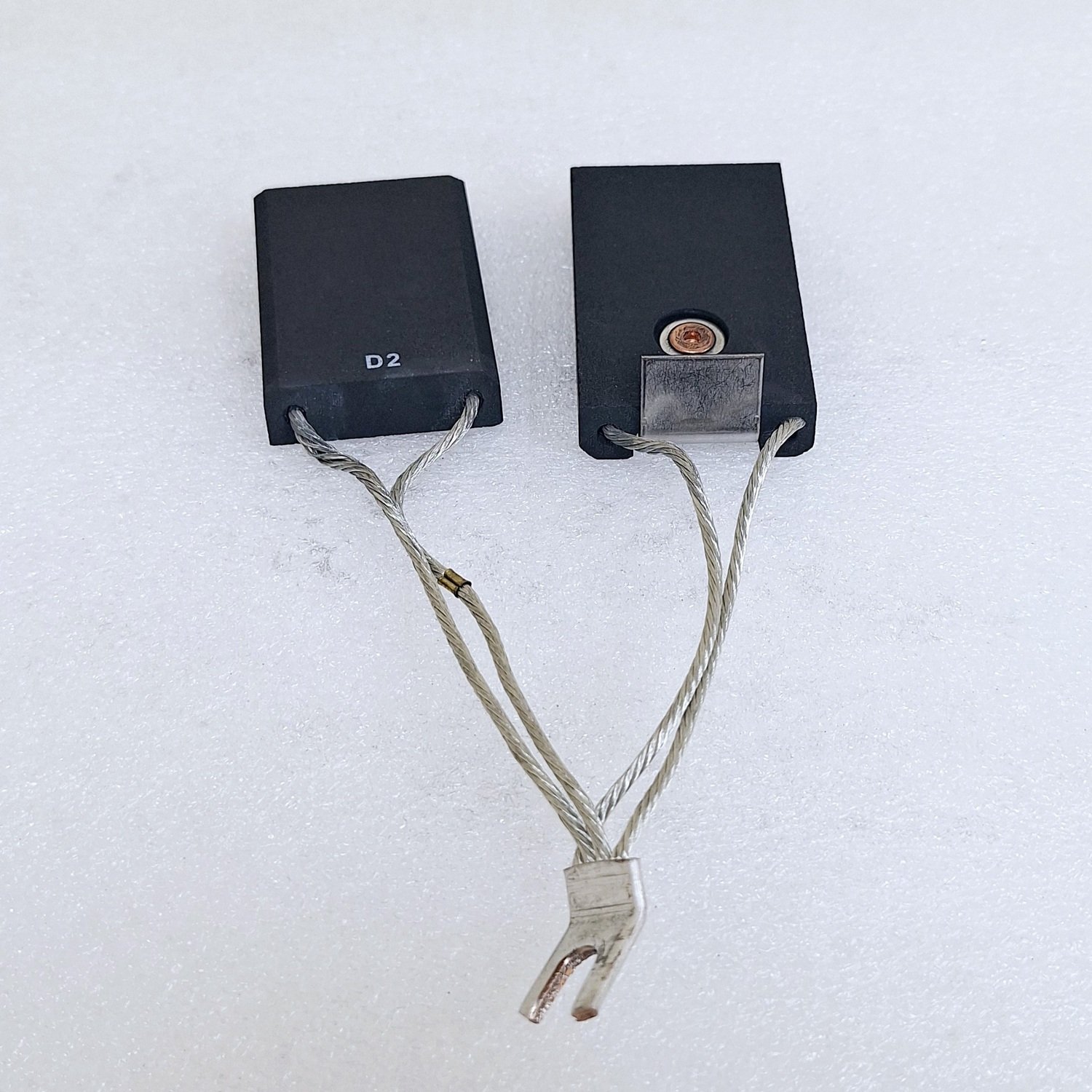 National_T566__36A161401AAP06_Carbon_Brush3