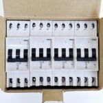 Siemens_C32__5SQ2_370-0HT32_Miniature_Circuit_Breaker_3_Pole_400V_1