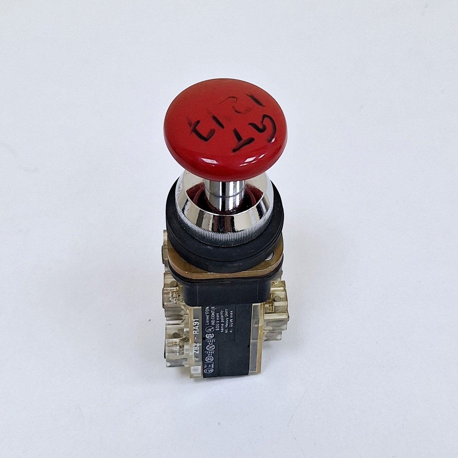 Telemecanique_ZB2-RB91_Push_Button_600V10