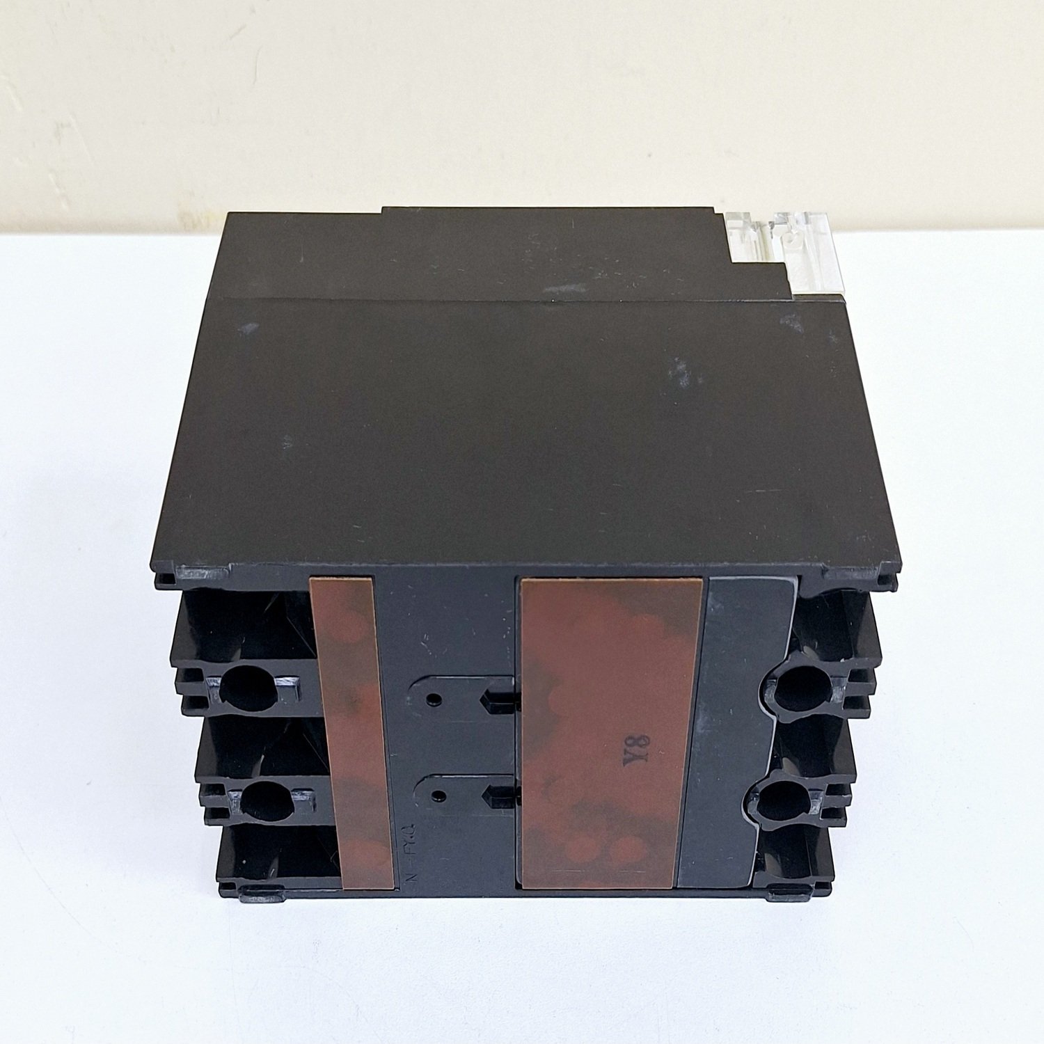 Terasaki_TLJ-100E_Circuit_Breaker_100A_3_Pole_11