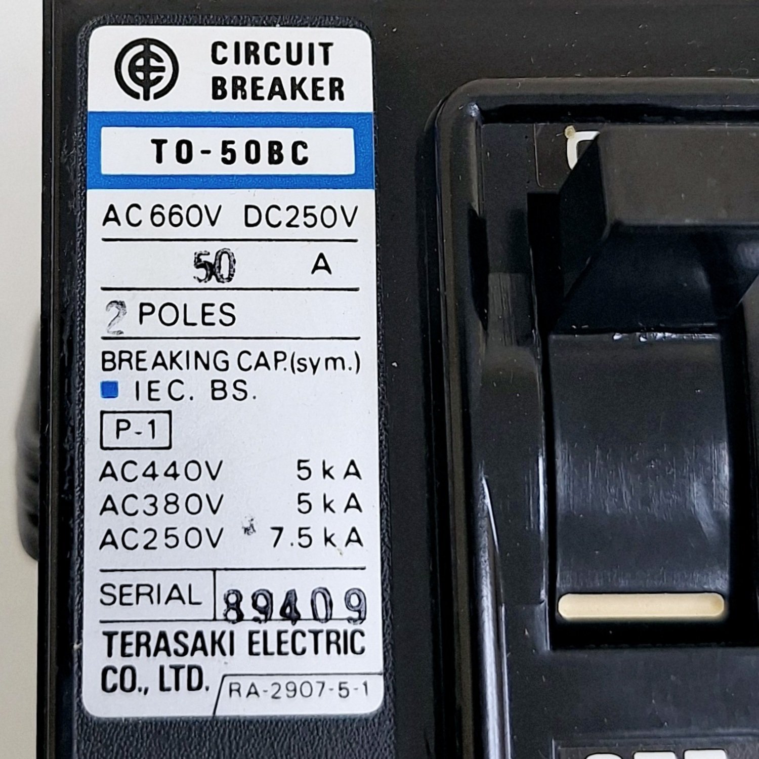 Terasaki_TO-50BC__50A_Circuit_Breaker_2_Poles11