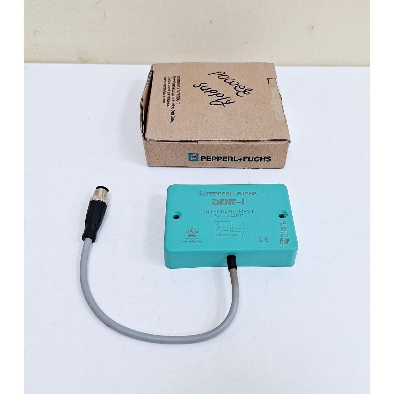 1358_Pepperl-Fuchs_223791__IQT-F116-R4M-V1_DENT-I_ReadWrite_Station4
