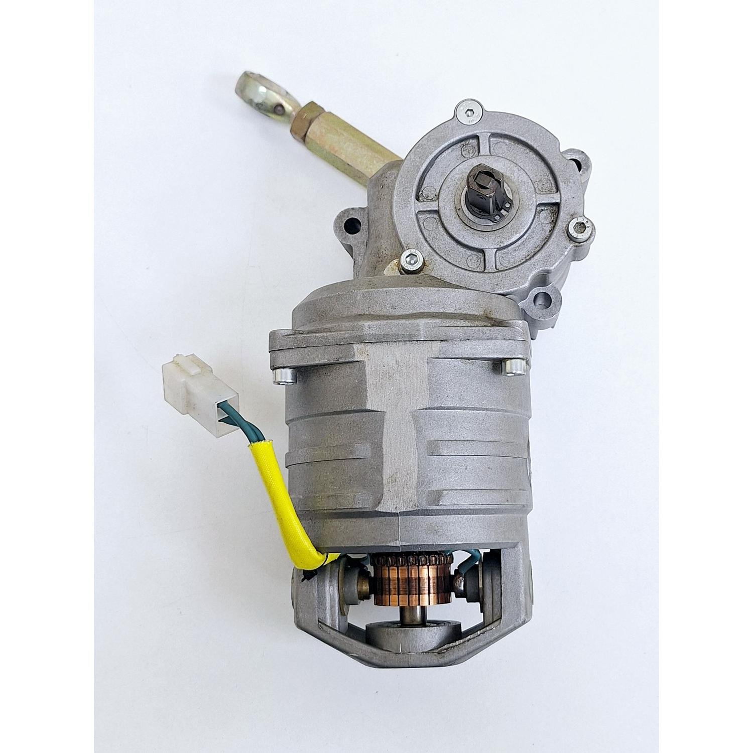 135_ABB_SACE_UXAB_369215_R_948__1VCF369215S0948_Geared_Motor_Charging_Shaft_130V_(13)
