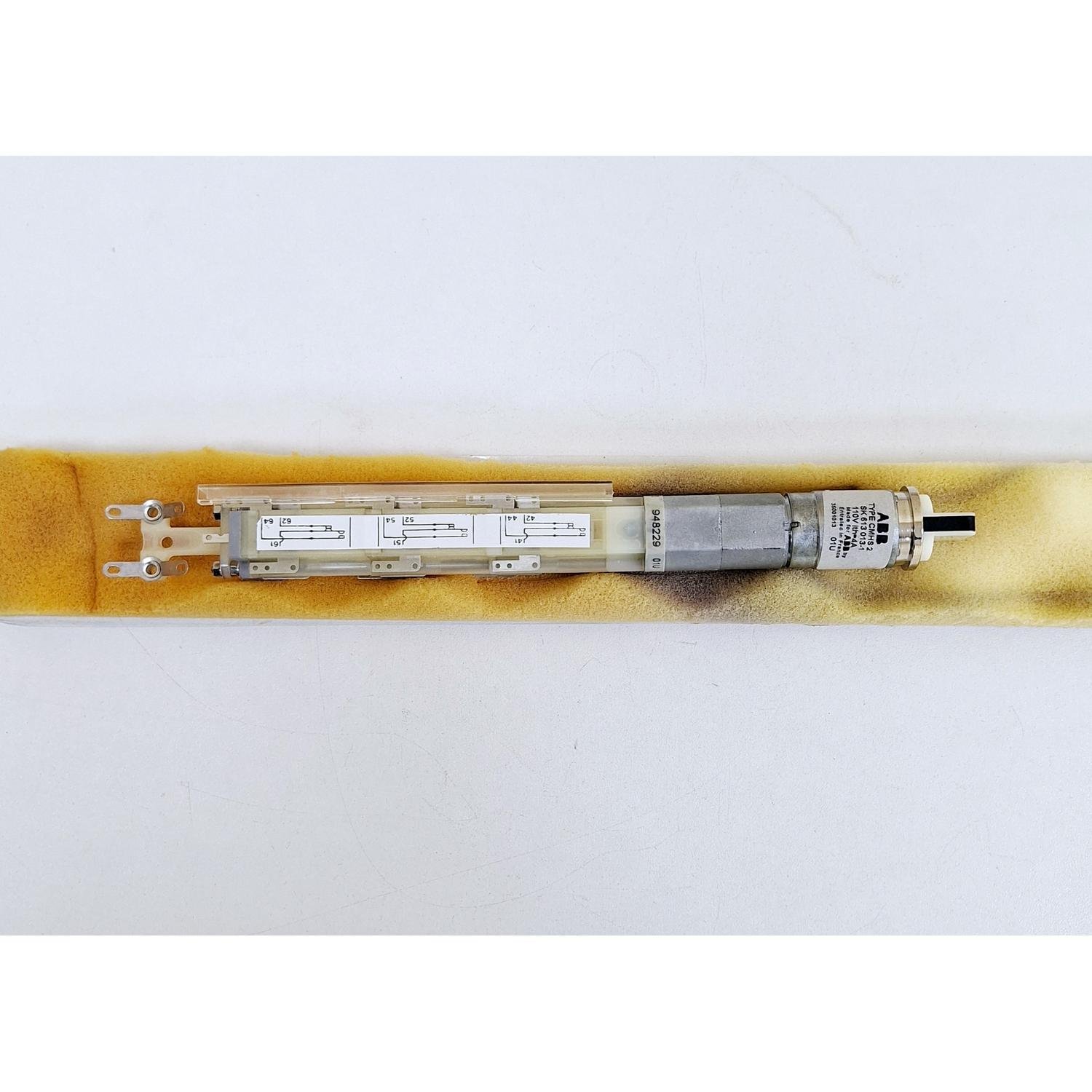 1531_Entrelec_ABB_CMHS_2__SK_613_013-1__0350_010_13_Switch_110V1