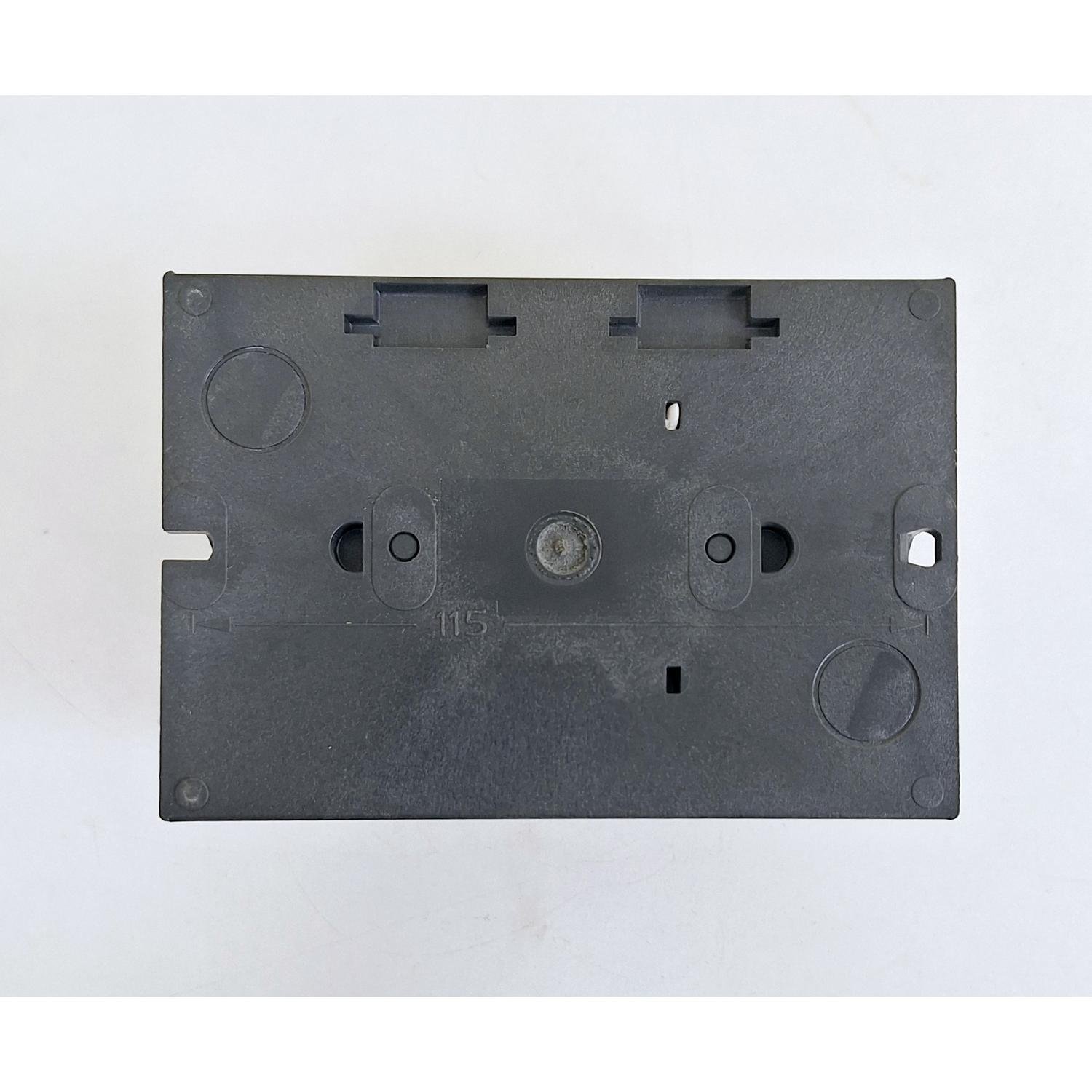 1659_RS_ComponentsKlockner_Moeller_333-388__P1-32_Local_Isolator_Switch_by_32A_11KW10