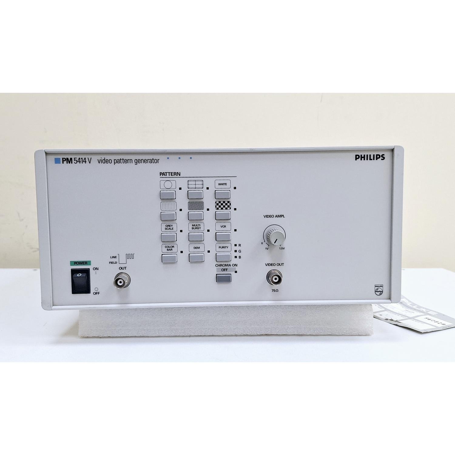 1749_Fluke_Phillips_PM_5414_V-VC_Video_Patter_Generator_25_VA_5060Hz3