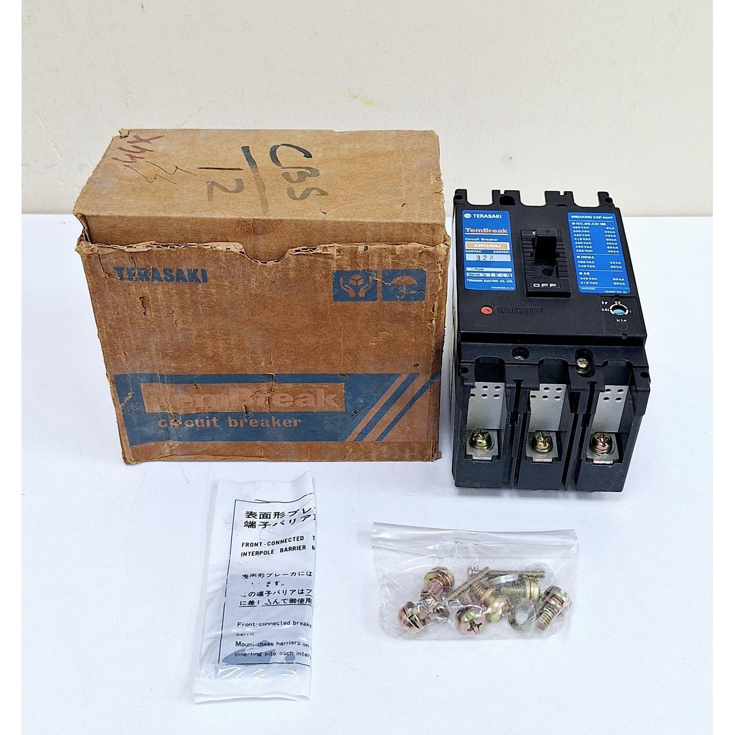 1858_Terasaki_XH125NJ__32A_Circuit_Breaker_3_Pole_660VAC_260VDC2