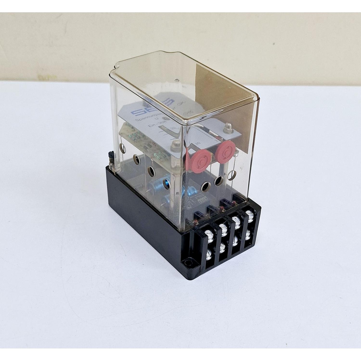 309_SEG_GK_2-24__41985-48-98_Voltage_Monitor_150V_AC_1000VA6