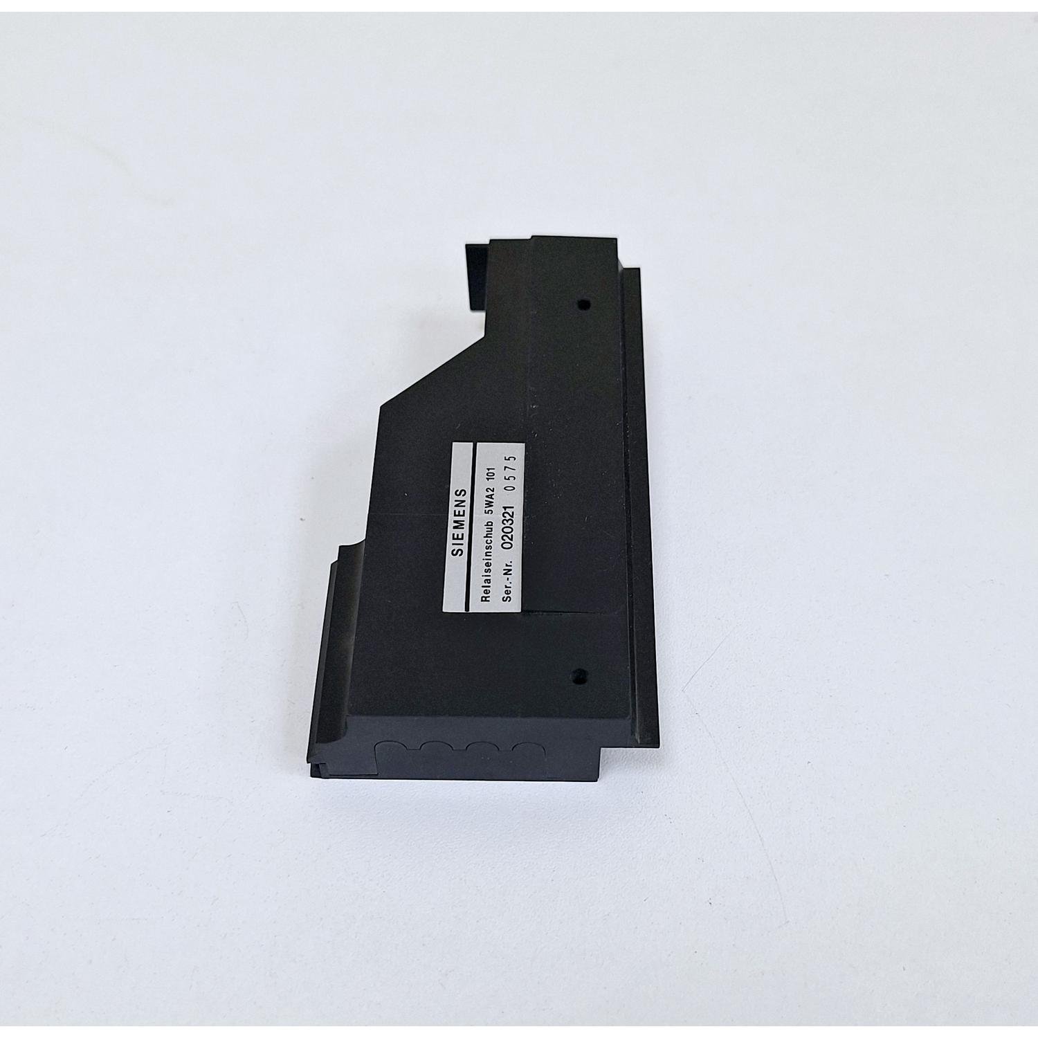 688_Siemens_5WA2_101_Relay_Slot_For_Burglar_Alarm5