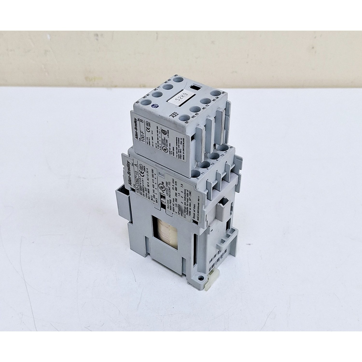 Allen-Bradley_100-C09Z10__100-F_Contactor_Allen-Bradley_100-C09Z10__100-F_Contactor_8