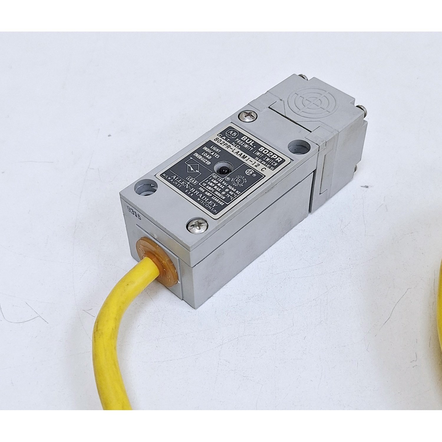 Allen-Bradley_802PR-LAAM1-12_C_Proximity_Limit_Switch_Allen-Bradley_802PR-LAAM1-12_C_Proximity_Limit_Switch__8