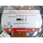 Honeywell_C437D_2011_Gas_AGLP_Pressure_Switch_Honeywell_C437D_2011_Gas_AGLP_Pressure_Switch_2.jpg