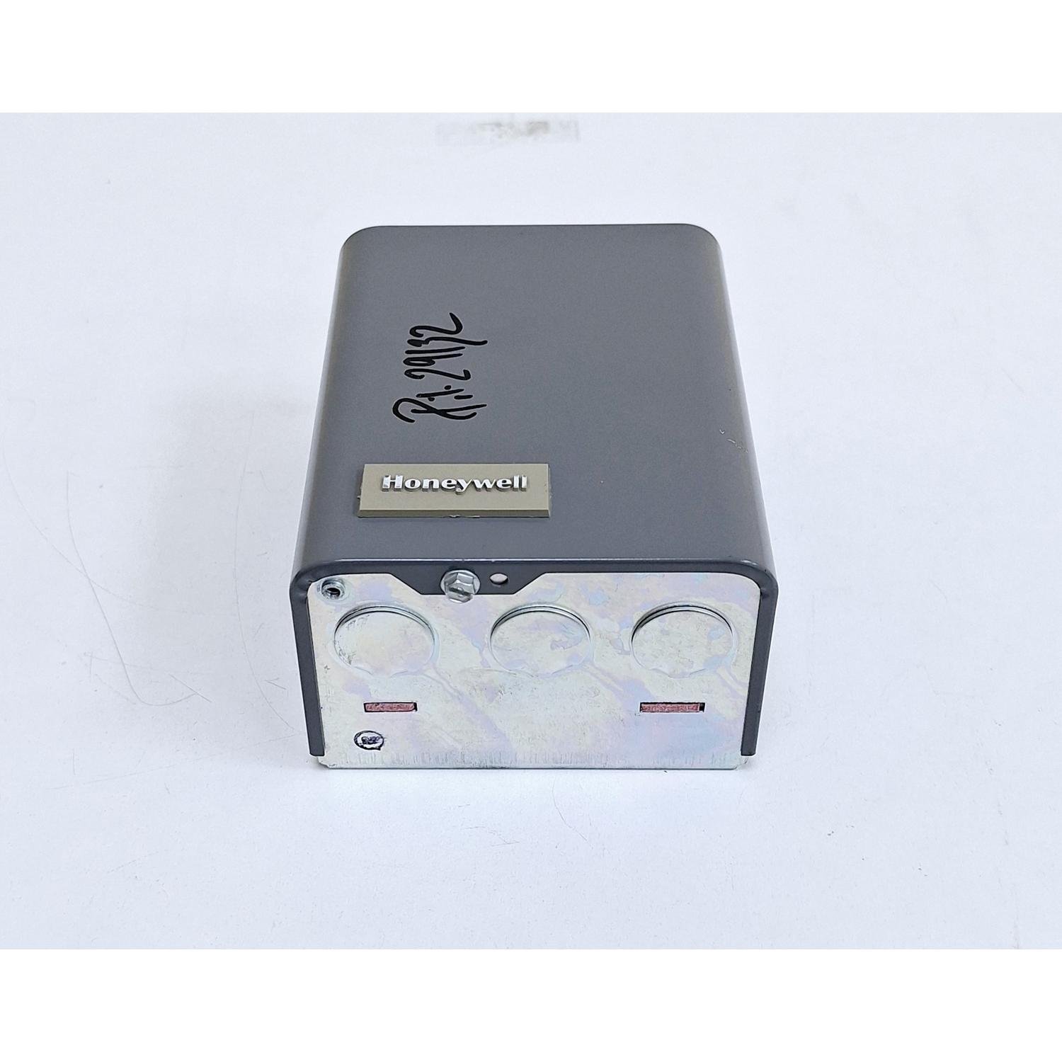 Honeywell_SSP136B011_Continuous_Humidity_Indication_Converter_Honeywell_SSP136B011_Continuous_Humidity_Indication_Converter_3.jpg