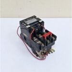 Square_D_8536SC03S__8536SCO3S__SERA_Magnetic_Motor_Starter_NEMA_Size_1_Square_D_8536SC03S__8536SCO3S__SER.A_Magnetic_Motor_Starter_NEMA_Size_1_8.jpg