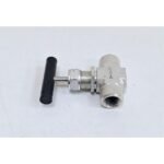 Whitey_S-18VF8_Integral_Bonnet_Needle_Valve_Whitey_S-18VF8_Integral_Bonnet_Needle_Valve_2.jpg